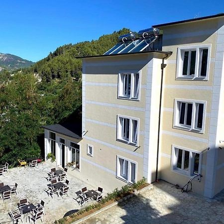 R Hotel Zhaban Εξωτερικό φωτογραφία