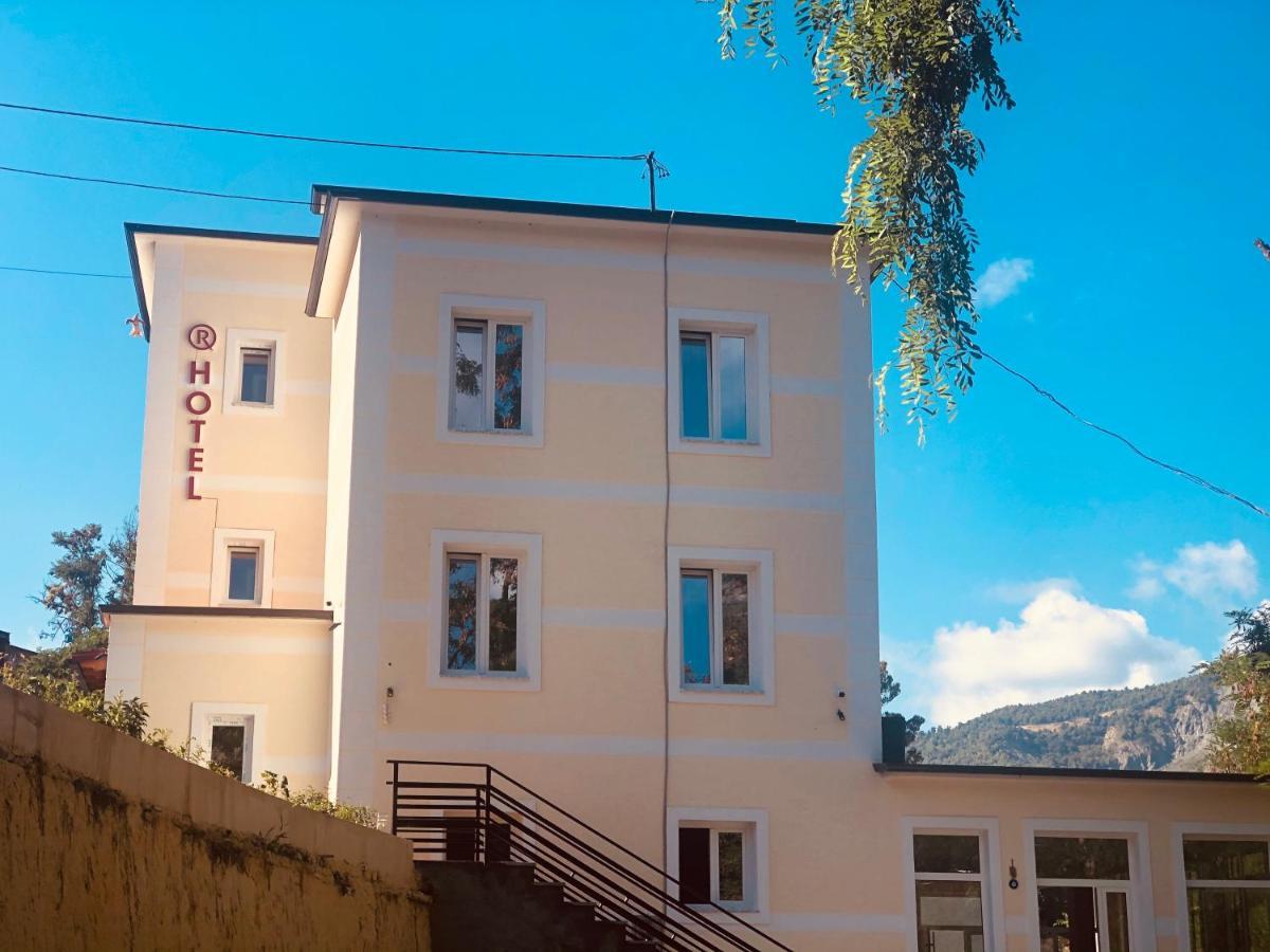 R Hotel Zhaban Εξωτερικό φωτογραφία