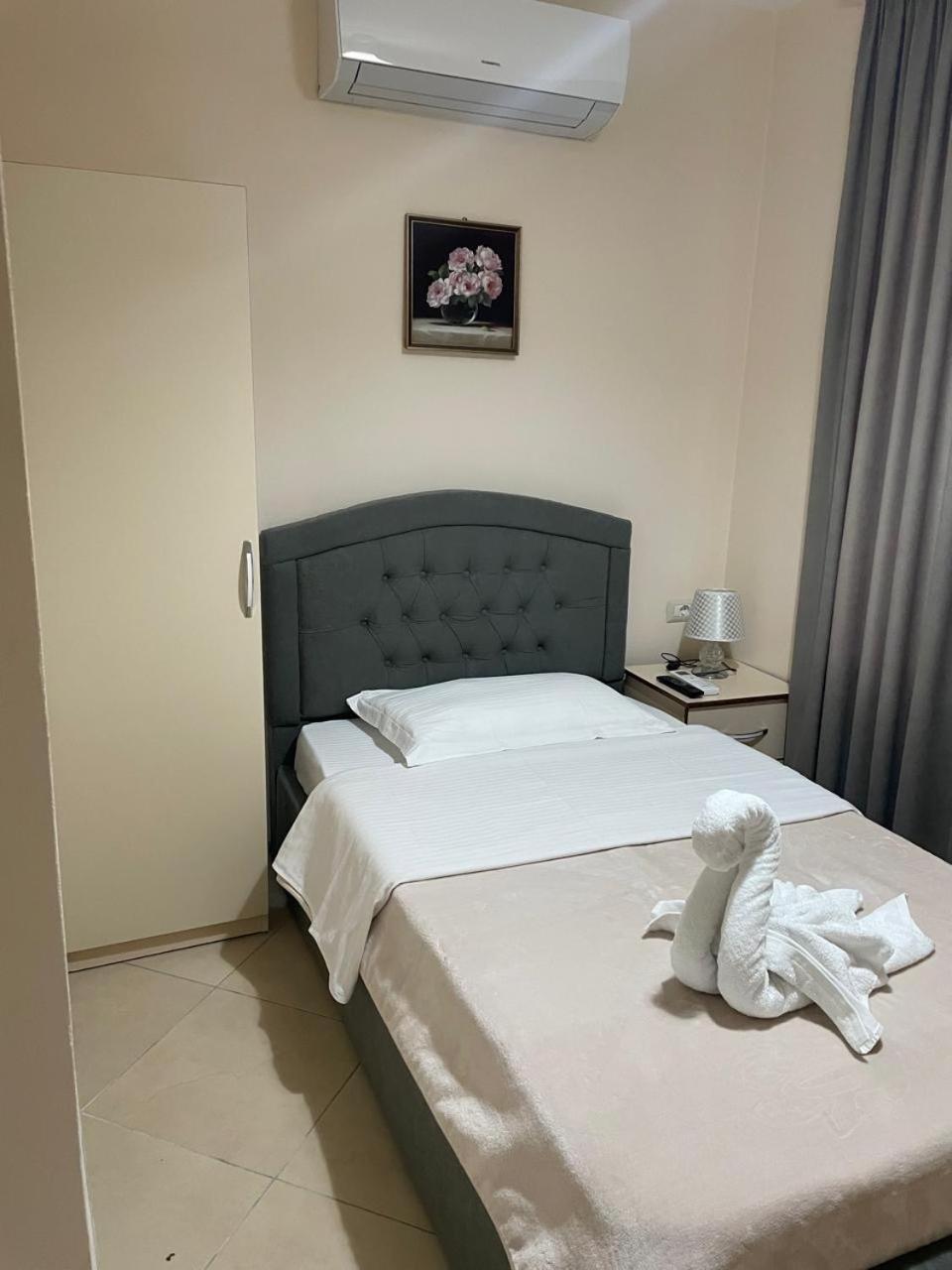 R Hotel Zhaban Εξωτερικό φωτογραφία