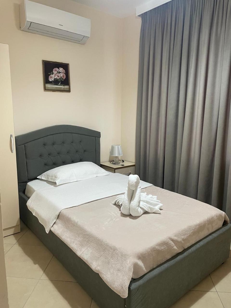 R Hotel Zhaban Εξωτερικό φωτογραφία