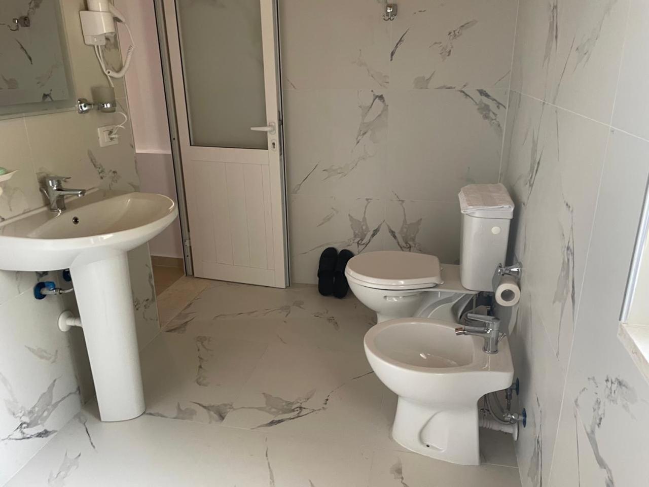 R Hotel Zhaban Εξωτερικό φωτογραφία